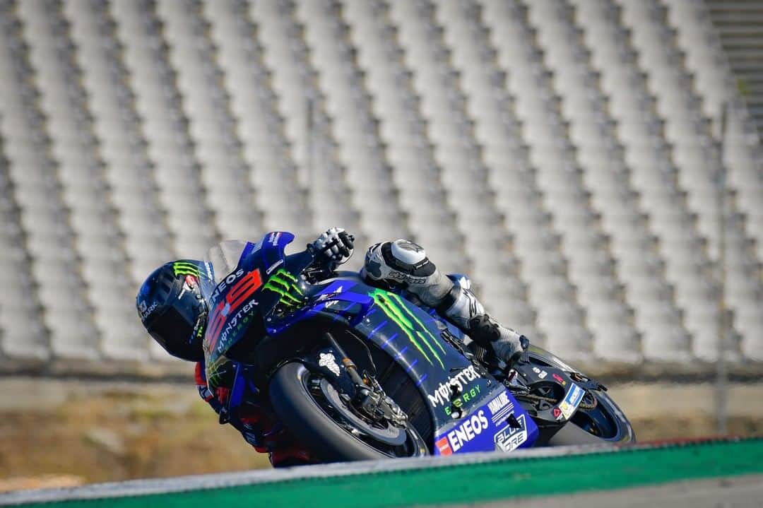 YamahaMotoGPさんのインスタグラム写真 - (YamahaMotoGPInstagram)「After today's test day at the @autodromodoalgarve, we're already looking forward to the Portuguese GP, held from 20 - 22 Nov 2020 🔥   But don't take our word for it. Read what @maverick12official, @valeyellow46, and @jorgelorenzo99 had to say about this 'high-speed roller coaster' track by tapping on the link in our bio 🔗  #MonsterYamaha  #MotoGP  #PortimaoTest」10月8日 3時42分 - yamahamotogp