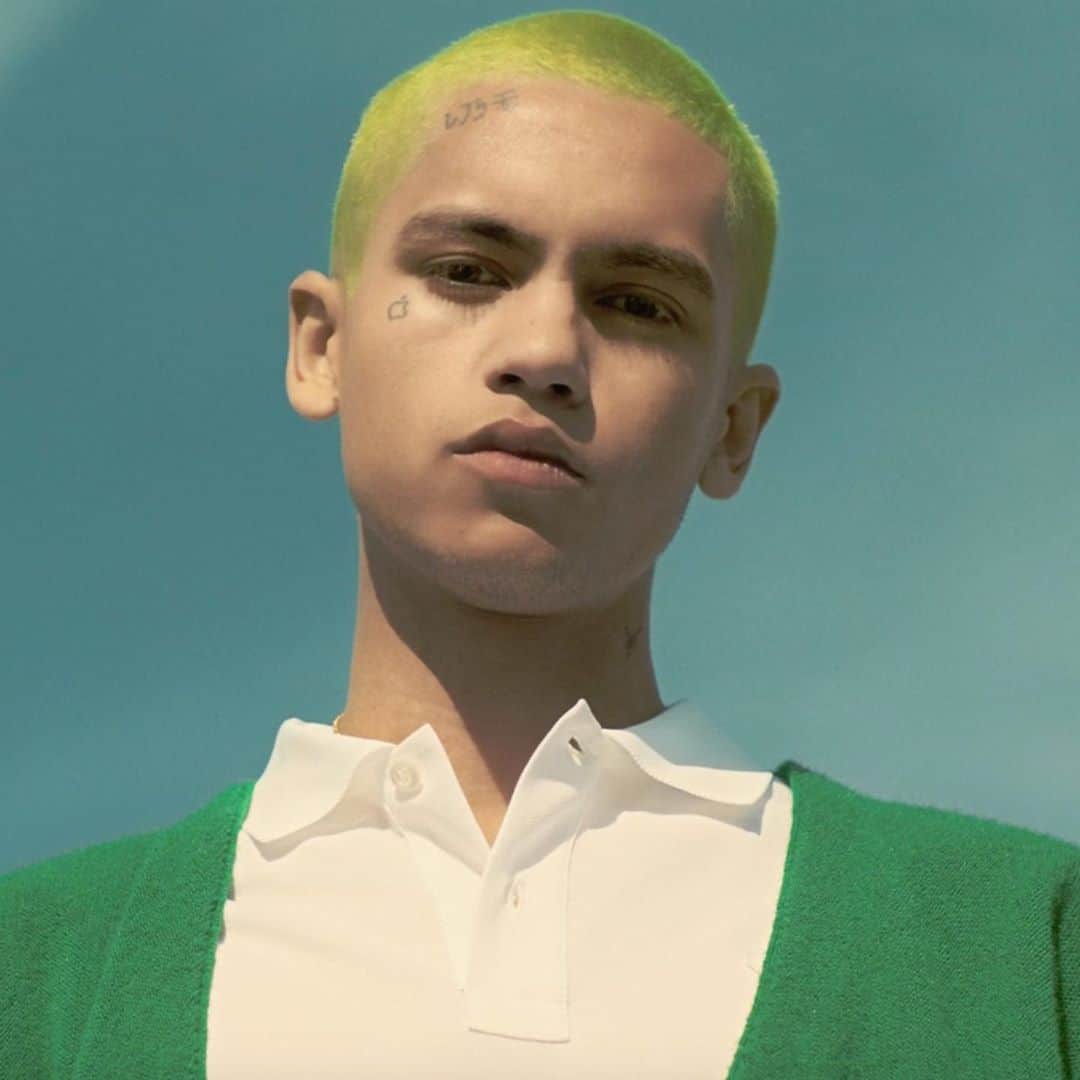 Vevoさんのインスタグラム写真 - (VevoInstagram)「Talk to your man, tell him @iamhalsey and @dominicfike's new video is out! 🎾 Meet us at the tennis court for "Dominic's Interlude." ⠀⠀⠀⠀⠀⠀⠀⠀⠀ ▶️[Link in bio] #Halsey #DominicFike」10月8日 4時01分 - vevo