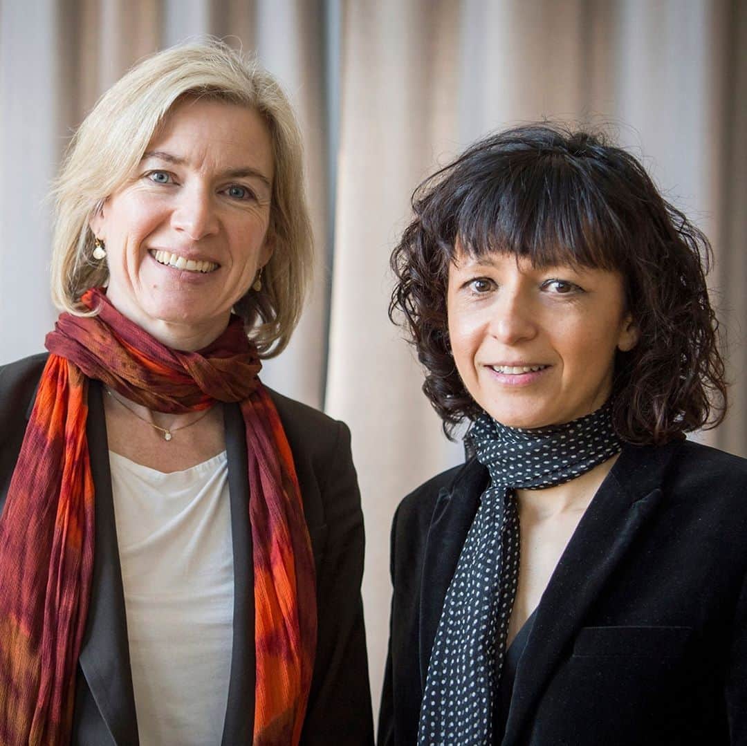 NBC Newsさんのインスタグラム写真 - (NBC NewsInstagram)「Scientists Jennifer Doudna and Emmanuelle Charpentier were awarded the Nobel Prize in chemistry Wednesday for their pioneering work on genome editing, which has the life-saving potential to be used to cure genetic diseases.⁠ ⁠ Only 5 women have previously won the chemistry prize since 1901.⁠ ⁠ Tap the link in our bio to read more.⁠ ⁠ 📷 Alexander Heinl / @apphoto」10月8日 4時04分 - nbcnews