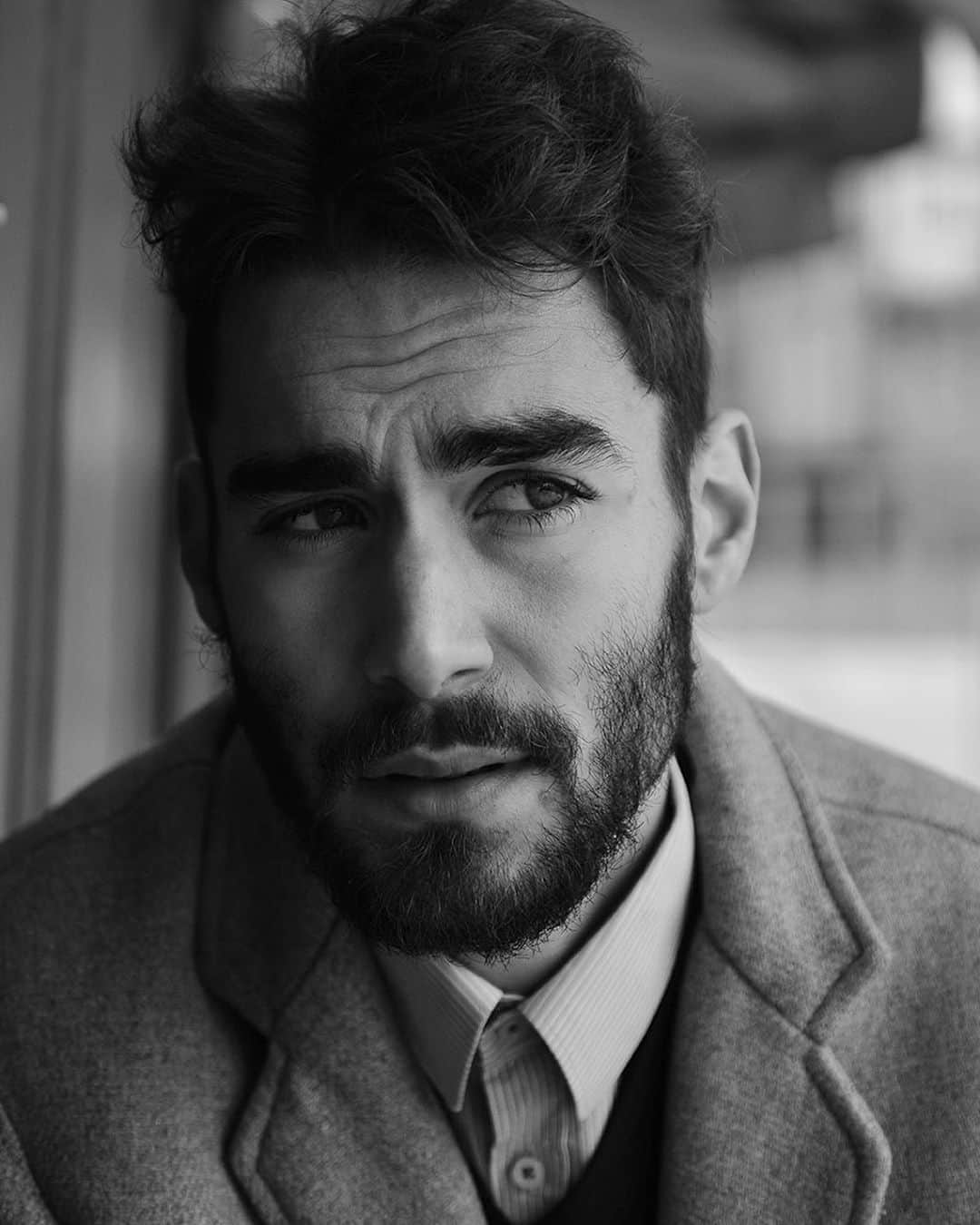 NICOLAS SIMOESのインスタグラム：「Lost in my mind 💭」