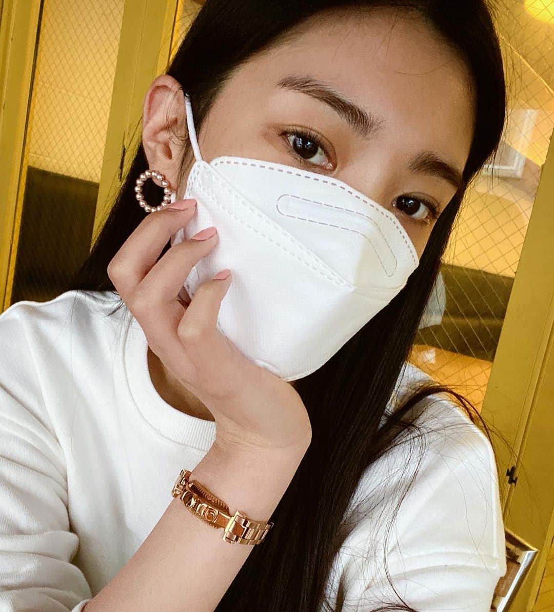 のインスタグラム：「🤍」