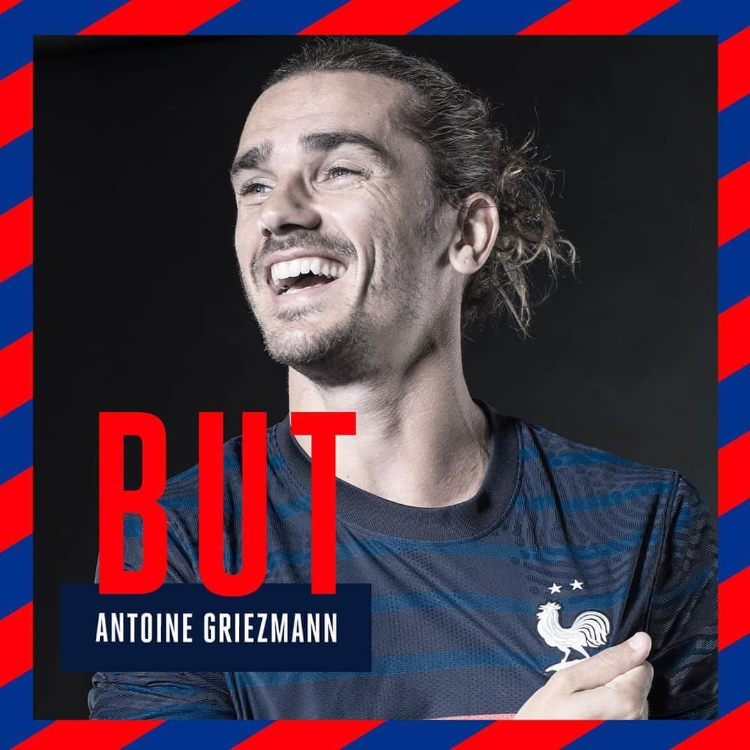 サッカー フランス代表チームさんのインスタグラム写真 - (サッカー フランス代表チームInstagram)「Encore un but ⚽️ ! Signé @antogriezmann cette fois 👌 #FiersdetreBleus #FRAUKR」10月8日 5時59分 - equipedefrance