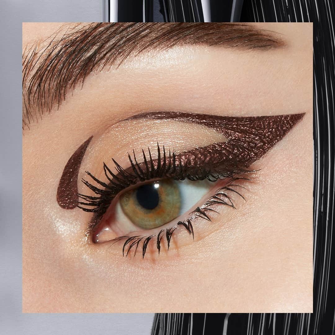 Lancôme Officialさんのインスタグラム写真 - (Lancôme OfficialInstagram)「Elegant cat eyes in just one easy swipe! Try Artliner today for a smudge-resistant yet ultra-pigmented cat eye. Pictured here: Artliner in brown metallic.  #Lancome #Artliner #Hypnose #Mascara #Eyeliner #Cateyes #Makeup​」10月8日 5時59分 - lancomeofficial