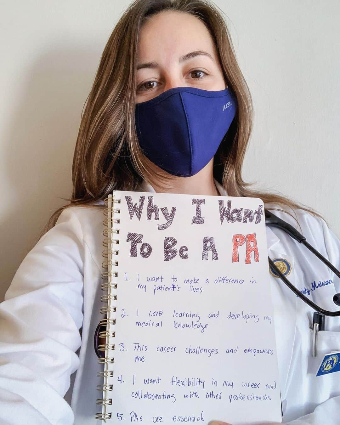 キミー・マイズナーのインスタグラム：「Happy PA week!! Why do I want to be a PA? 1. I want to make an impact in someone’s life! YOU, future patients, are the reason I want to be a PA 2. I love the dynamic setting and continual learning that takes place in healthcare 3. I want a career that will challenge and empower me, and being a PA will do just that  4. I want flexibility in my career and collaboration with other professionals 5. PAs are essential  . . . #paweek #sharemywhy #physicianassistantstudent #pas2」