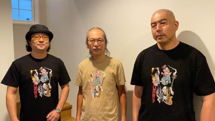 人間椅子のインスタグラム