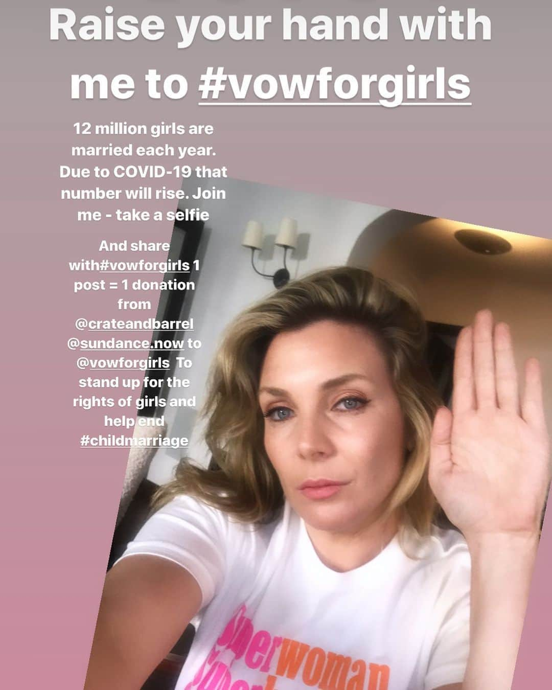 ジューン・ダイアン・ラファエルさんのインスタグラム写真 - (ジューン・ダイアン・ラファエルInstagram)「Join me!!!!! Take a selfie and share with #vowforgirls. 1 post = 1 donation from @crateandbarrel @sundancenow  to @vowforgirls to stand up for the rights of girls and help end #childmarriage. #dayofthegirl」10月8日 7時26分 - junediane