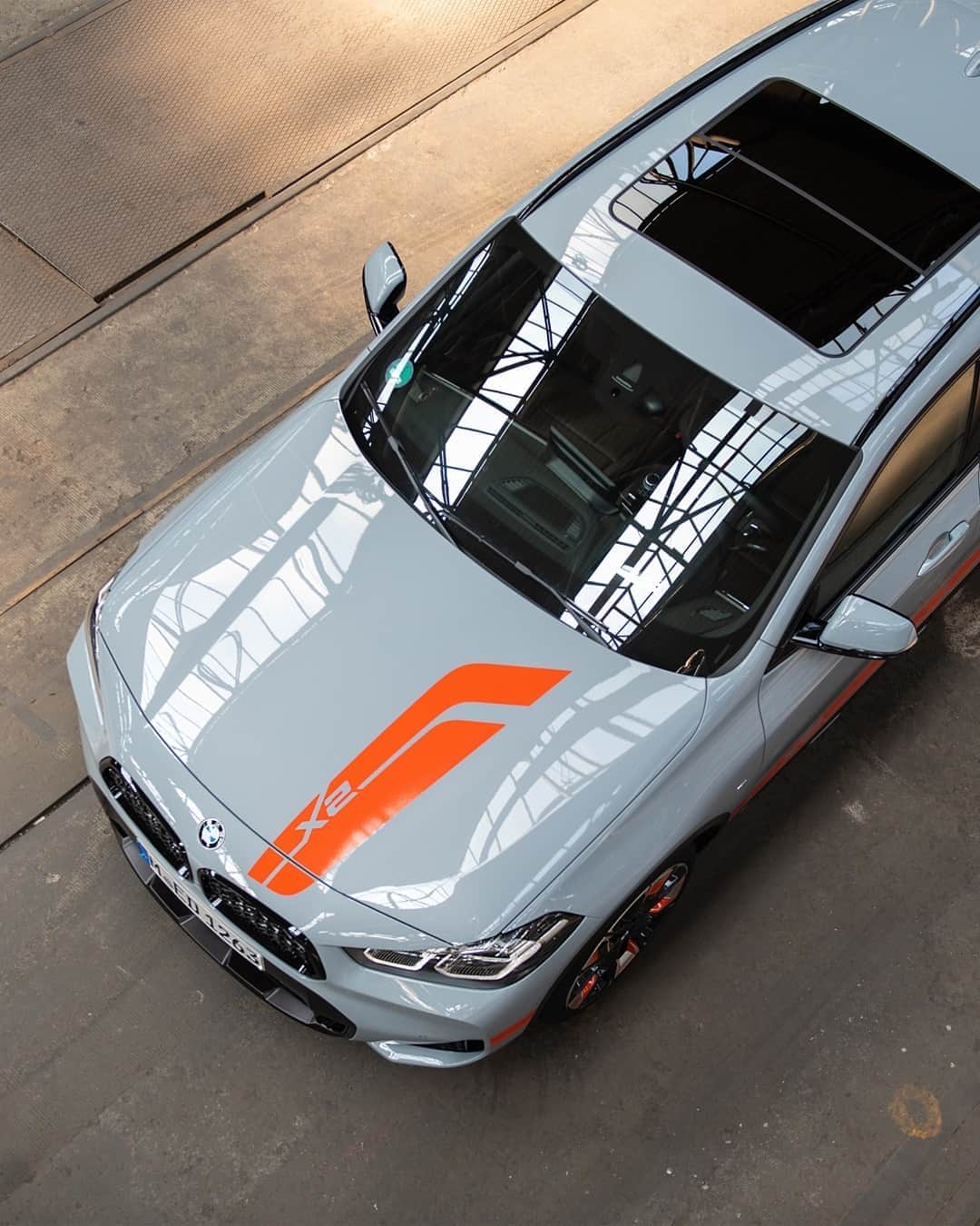 BMWのインスタグラム：「Unconventional meets the unexpected. The new BMW X2 M Mesh Edition. #TheX2 #BMW #X2」