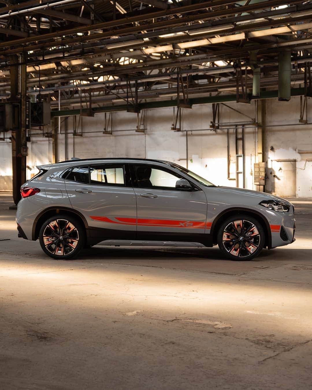 BMWのインスタグラム：「An attitude unlike anything else. The new BMW X2 M Mesh Edition. #TheX2 #BMW #X2」