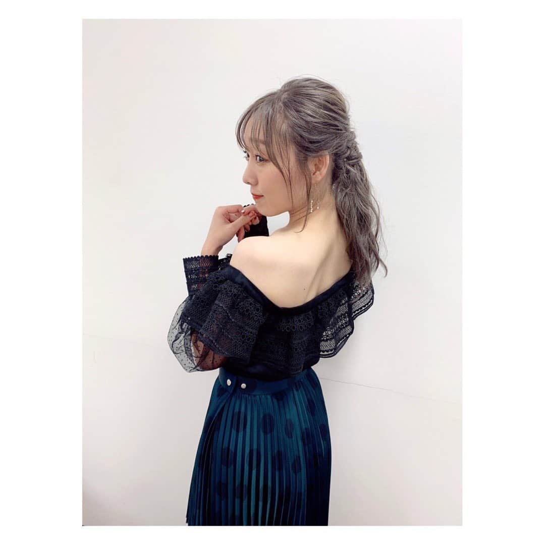 柏木作夢さんのインスタグラム写真 - (柏木作夢Instagram)「「Abema競輪チャンネル」 須田亜香里さん📌 ・・・・・ #須田亜香里#ske48#AbemaTV#競輪チャンネル#背中見せ#ワンショルダー#styling#衣装#works#info#TV#style#coordinate」10月8日 9時59分 - samukashiwagi