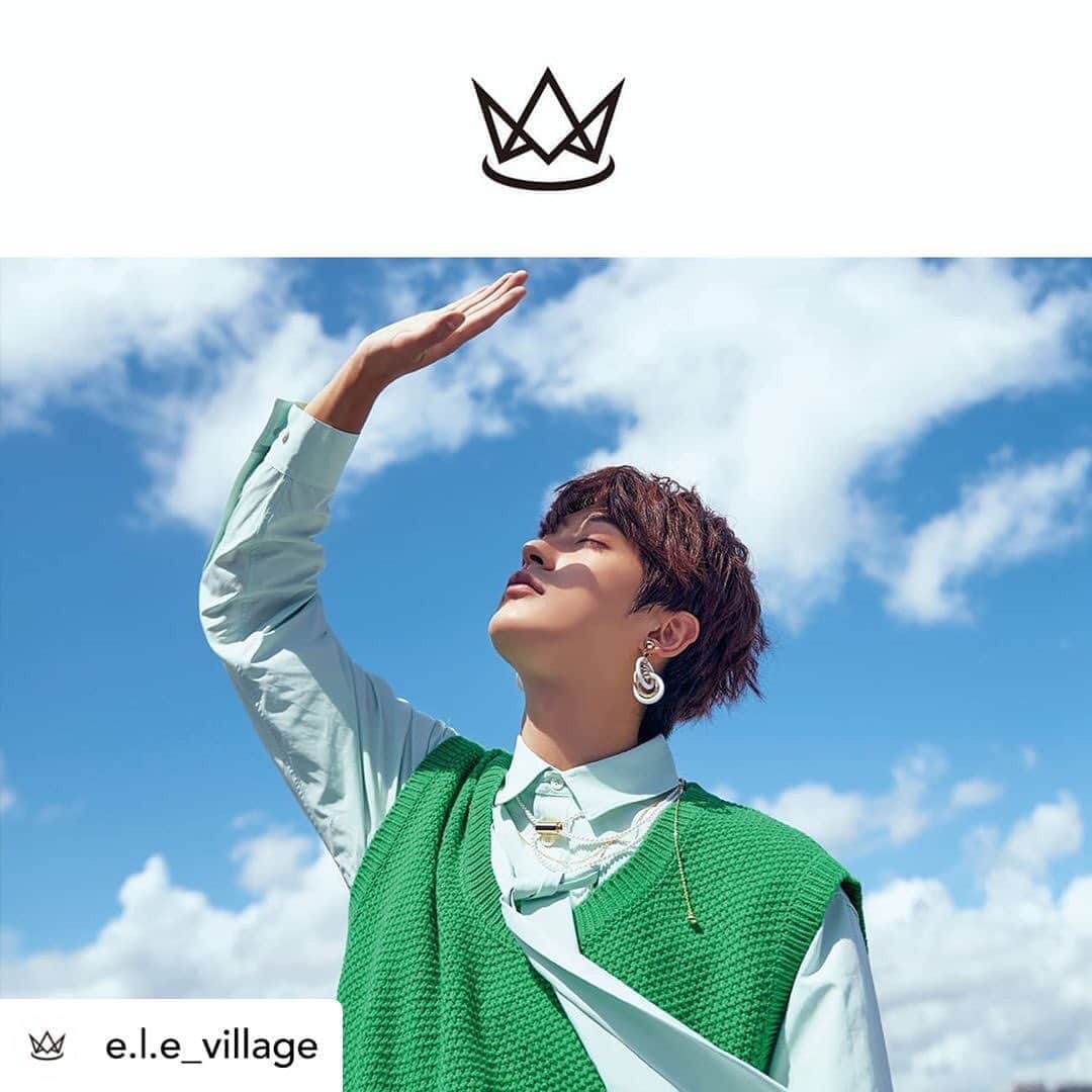Block Bさんのインスタグラム写真 - (Block BInstagram)「Posted @withregram • @e.l.e_village l e.L.e l INTERVIEW l JAEHYO l . A man with a strong impression flutters as he looks up at the sky, prepares gifts for someone. In his dream, he finally meets the stars and the moon and puts them in his arms. 강인한 인상을 가진 남자는 하늘을 바라보고, 누군가에게 줄 선물을 준비하며 설레여 한다. 꿈에서 그는 비로소 별과 달을 만나 자신의 품에 담는다. . Q6. What are the characteristics or special talents that only Jaehyo has within Block B? Q6. 블락비 내에서 재효만이 가진 특징이나 특기가 있다면 무엇인가요? . If you curious about the answer, check our web-page. . 🔍Search https://www.ele-mag.com . Creative content by @e.L.e_village Interview by @e.L.e_village Artist @bbjhyo @kqent Style @styledbycherinara @cheristyle @naras._ Photographer @jkphotojk  #JAEHYO #재효 #BlockB #블락비 #kqent #kq엔터테인먼트」10月8日 10時10分 - blockb_official_