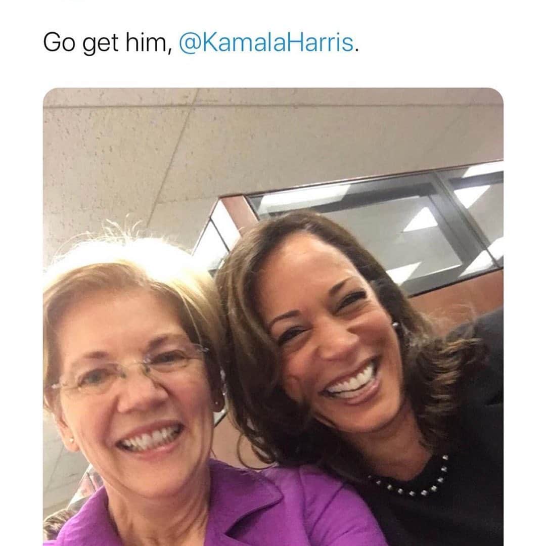 レナ・ヘディのインスタグラム：「Oh she is 👑✊✊✊. In other news, MP has had a fly on his head for the last 15 minutes 🤔 27 days. VOTE. USE YOUR VOICE. BE LOUD 💪 @kamalaharris @joebiden #bidenharris2020」