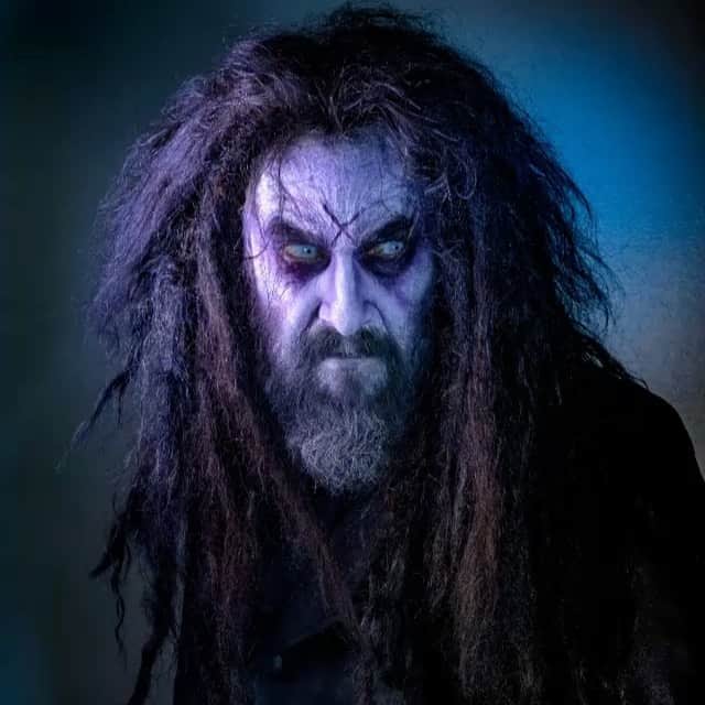 ロブ・ゾンビのインスタグラム：「Once again this is not me!!! This is the great @therickbaker at it again doing a perfect Hellbilly me! My 2020 Halloween is looking good. 🎃Thanks Rick you are more zombie than zombie. I am honored by your version of me. 👍🏼💀#rickbaker #robzombie #hellbillydeluxe #makeupmaster」