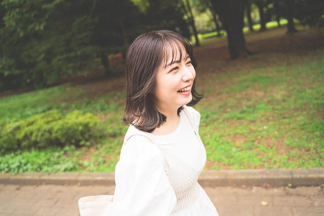 前田美里のインスタグラム：「木曜日。 . .  #木曜日 #ポートレート #photo #ファインダー越しの私の世界 #写真好きな人と繋がりたい #作品撮り #ヲタク #欅坂46 #日向坂46 #フォロワー募集中 #ポートレート女子 #fashion #zara #idol #japanesegirl #follow #followme #좋아요 #팔로우미 #팔로미 #오오티디」