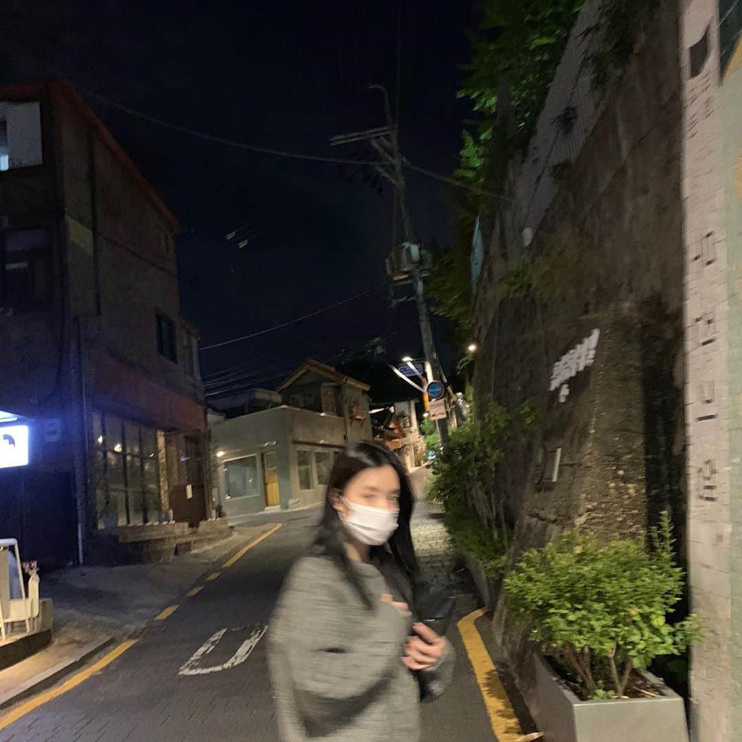 スジン さんのインスタグラム写真 - (スジン Instagram)「빛이 난다✨  #이마에서..」10月8日 13時18分 - bbang_su