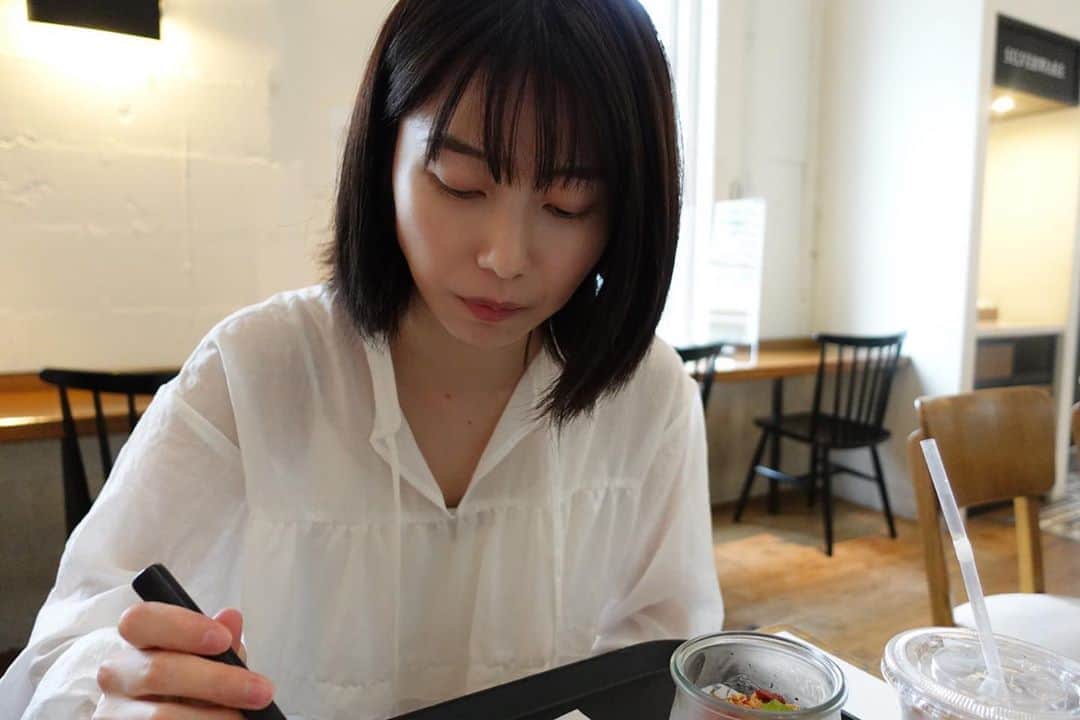 横山由依のインスタグラム