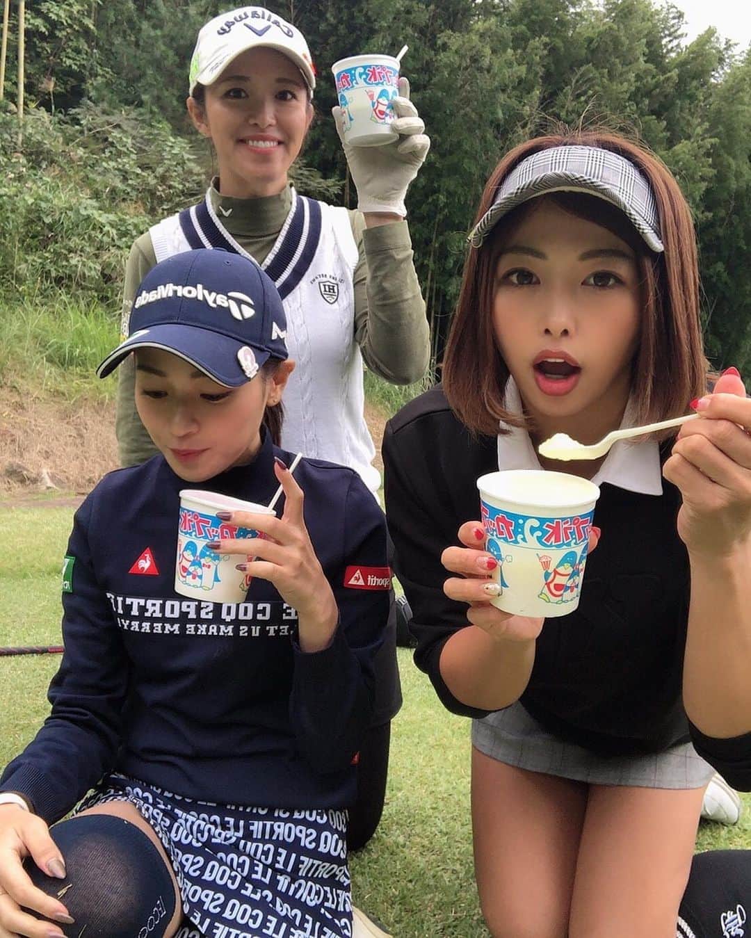 のインスタグラム：「* みんなでゴルフ〜🏌🏻‍♀️ 良い球打ててた☺️ 練習になったよ、ありがと♡ 楽しかった、またやろうね♡ . . . #みんゴル #ゴルフスイング #エンジョイゴルフ #練習会 #かき氷 #かき氷好きな人と繋がりたい #ニーハイ #instagolf  #golf  #lpga #女子プロゴルファー #女子ゴルフ  #ゴルフ女子 #とちテレ #興和 #ゴルフ #インスタゴルフ #ゴルフコーデ  #골프 #高尔夫 #テーラーメイド #TaylorMade #ルコック #コーワ #バンテリン #豆蔵 #lecoqsportif」