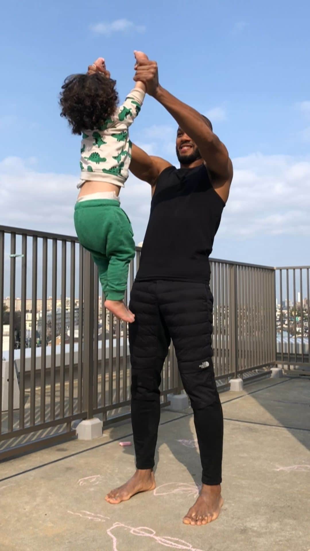 のインスタグラム：「Love this kid 🥰」
