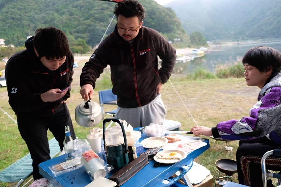 明賀愛貴さんのインスタグラム写真 - (明賀愛貴Instagram)「同期キャンブ2020 人生ほぼ初キャンプがただただ楽しかったのですいません。 #キャンプ#精進湖キャンピングコテージ#精進湖キャンプ場」10月8日 15時56分 - myoga_aiki