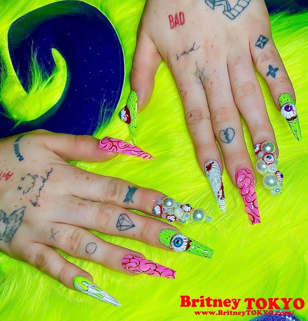 Britney TOKYOさんのインスタグラム写真 - (Britney TOKYOInstagram)「🎃🎃🎃 @faangsmusic   #nailart #nails #halloween #britneytokyo」10月9日 3時39分 - britneytokyo