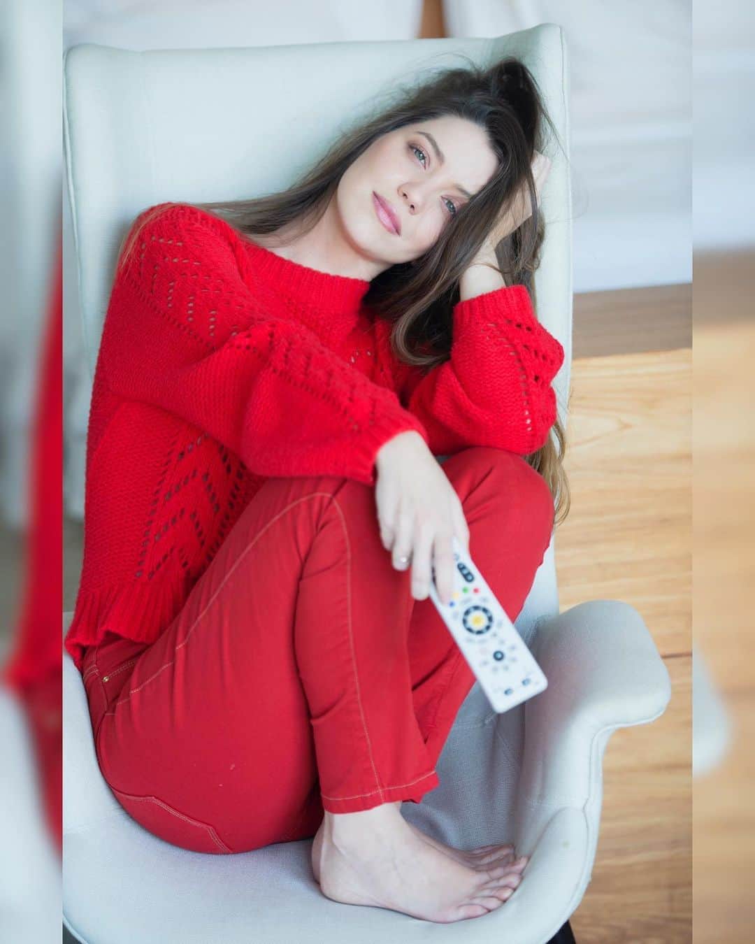 ナタリア・ディルのインスタグラム：「#TBT desse mood, que poderia ser hoje!   📸: @viniciusmochizuki」