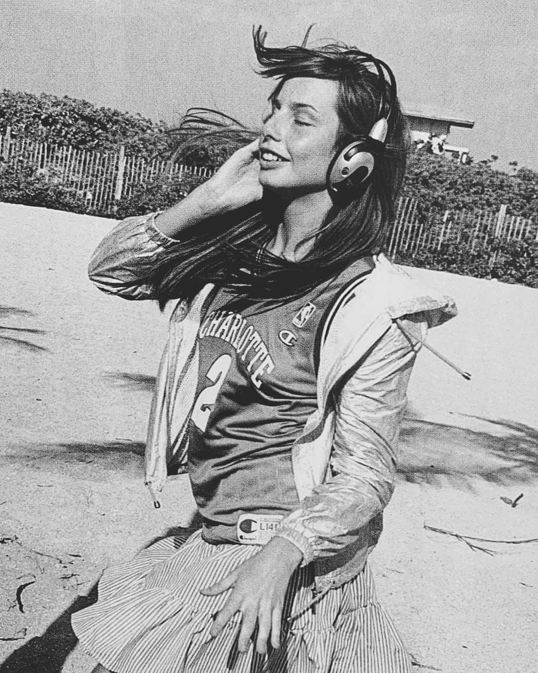 Meganさんのインスタグラム写真 - (MeganInstagram)「Roller girl 〰 Juergen Teller, Nova Magazine, 2000 ⚡️ . . . . #rollergirl #juergenteller #novamagazine」10月8日 19時16分 - zanzan_domus