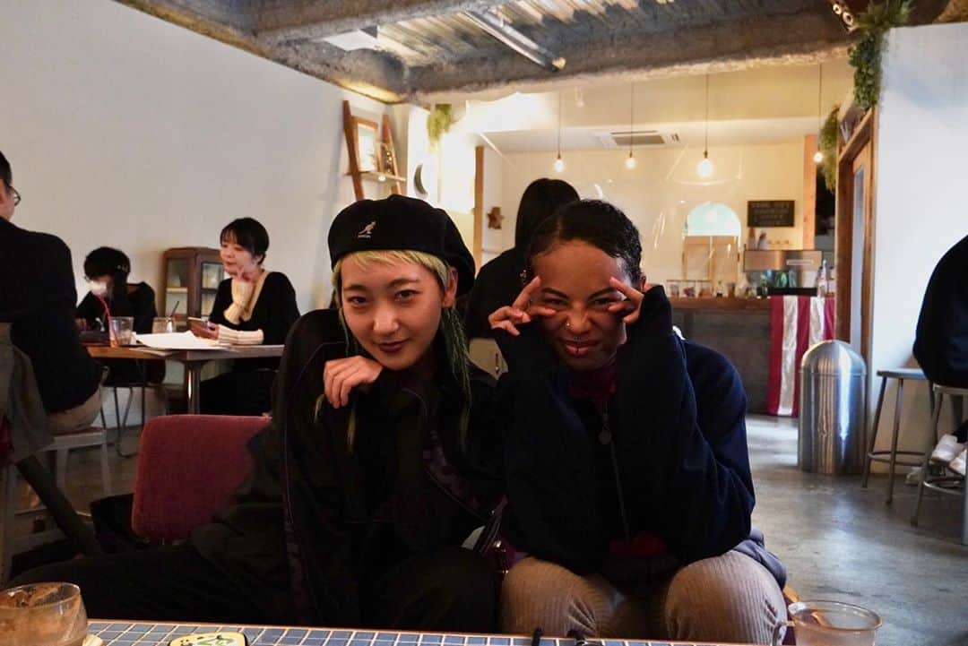 あっこのインスタグラム：「つよかわ😝🌟🌟 photo by @xliimusic」