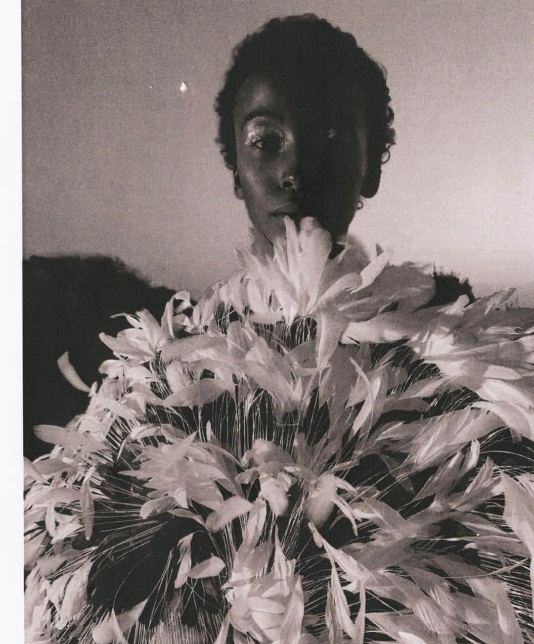 のインスタグラム：「@vogueitalia #marykatrantzou」