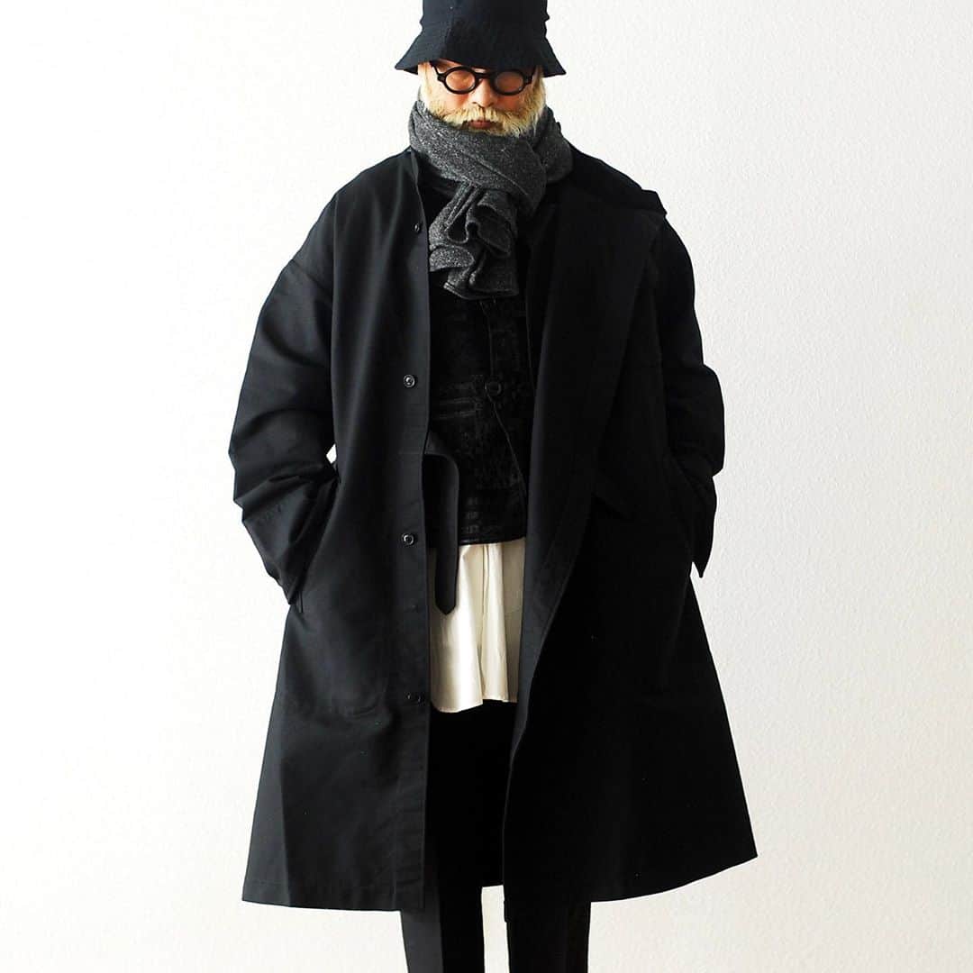 wonder_mountain_irieさんのインスタグラム写真 - (wonder_mountain_irieInstagram)「_ Engineered Garments / エンジニアードガーメンツ "MG Coat - Double Cloth" ¥60,500- _ 〈online store / @digital_mountain〉 https://www.digital-mountain.net/shopbrand/000000012490/ _ 【オンラインストア#DigitalMountain へのご注文】 *24時間受付 *15時までのご注文で即日発送 *1万円以上ご購入で、送料無料 tel：084-973-8204 _ We can send your order overseas. Accepted payment method is by PayPal or credit card only. (AMEX is not accepted)  Ordering procedure details can be found here. >>http://www.digital-mountain.net/html/page56.html  _ #NEPENTHES #EngineeredGarments #ネペンテス #エンジニアードガーメンツ _ 本店：#WonderMountain  blog>> http://wm.digital-mountain.info _ 〒720-0044  広島県福山市笠岡町4-18  JR 「#福山駅」より徒歩10分 #ワンダーマウンテン #japan #hiroshima #福山 #福山市 #尾道 #倉敷 #鞆の浦 近く _ 系列店：@hacbywondermountain _」10月8日 19時36分 - wonder_mountain_