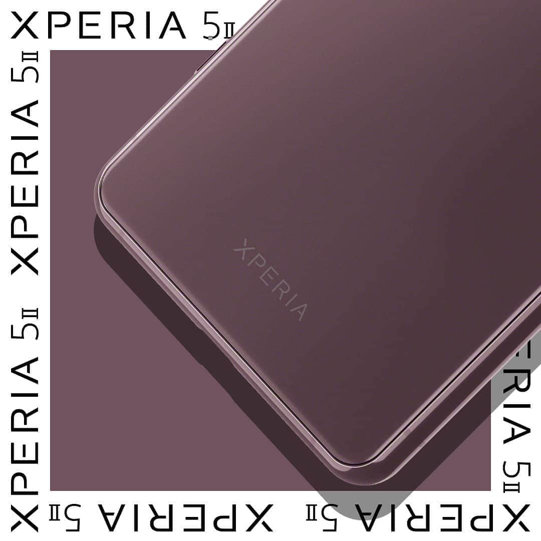 Sony Mobileさんのインスタグラム写真 - (Sony MobileInstagram)「The most compact Xperia boasting 5G technology, Xperia 5 II pushes entertainment and creativity to the limit.  #Xperia5II #Xperia #SonyXperia #Design #Creativity」10月8日 19時52分 - sonyxperia