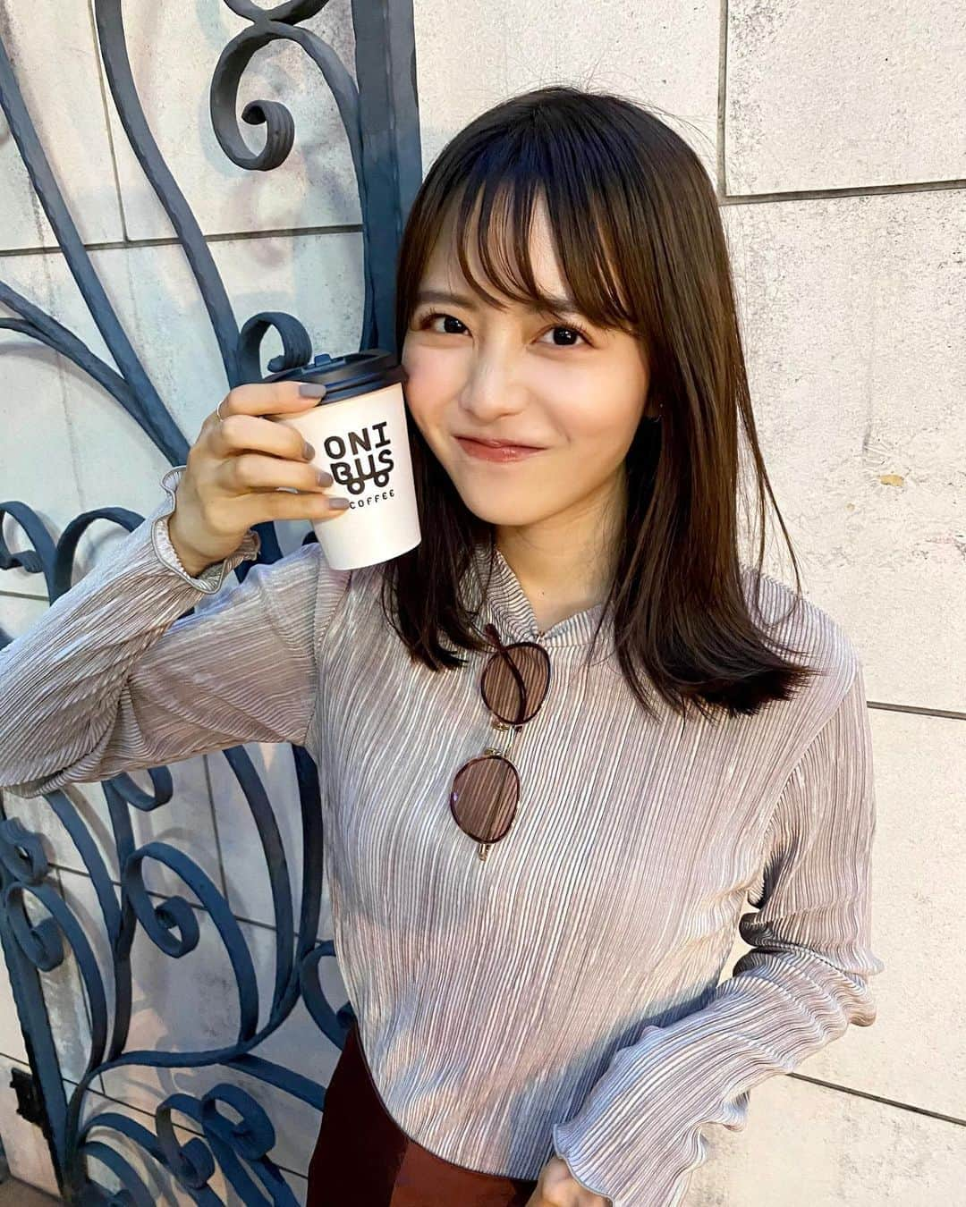 新田さちかさんのインスタグラム写真 - (新田さちかInstagram)「カフェ巡りの中でも、特に純喫茶やコーヒーがメインのお店が好き🐈☕️﻿ ﻿ コーヒーが美味しいカフェ知ってる方教えてください💞﻿ ﻿ ﻿ #さちカフェ #コーヒー #サングラス」10月8日 20時21分 - sachat__official