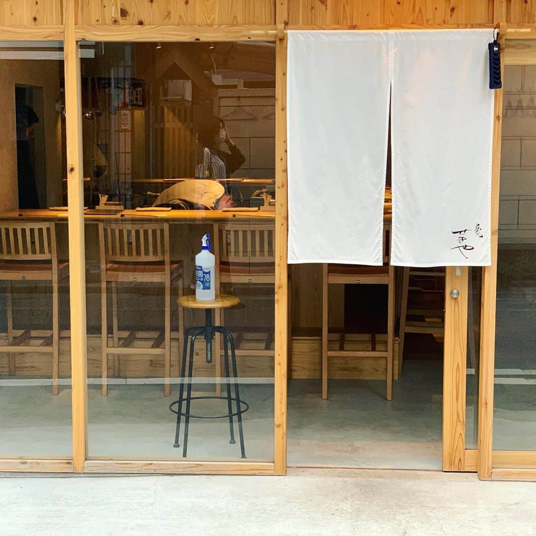 shin -SAKE instructor-さんのインスタグラム写真 - (shin -SAKE instructor-Instagram)「家の近所にあればなー 月イチいきたい美味しい。  #焼鳥せきや #駒沢大学駅 #軍鶏 #やきとり #肉厚」10月8日 20時50分 - shim_8k
