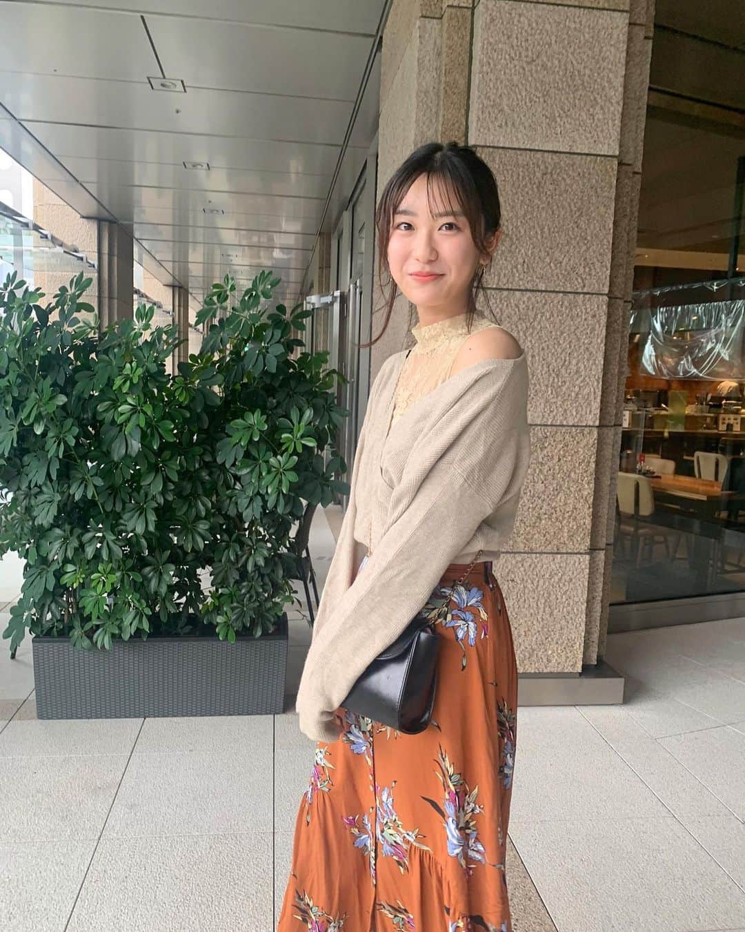 藤原万由子のインスタグラム：「. 昨日の夜から3食連続で友達とたくさんおしゃべりして、たくさんリフレッシュした休日🍕 . .」