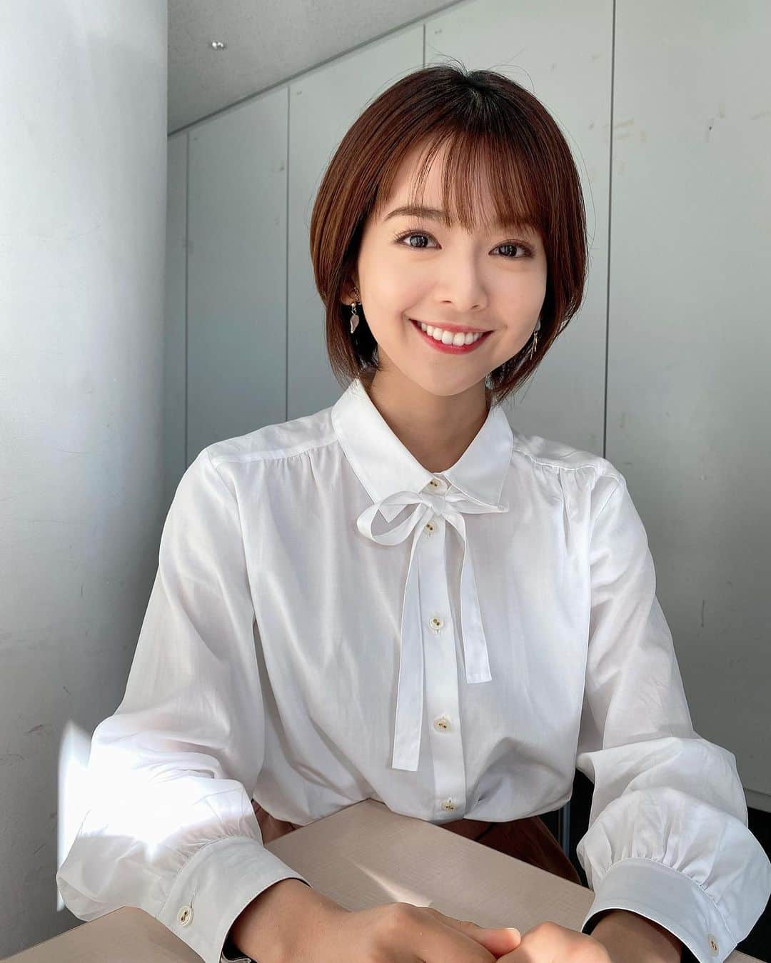 福田成美のインスタグラム：「きのうりおちゃんが撮ってくれた🥰 ブラウス可愛かった❤︎」