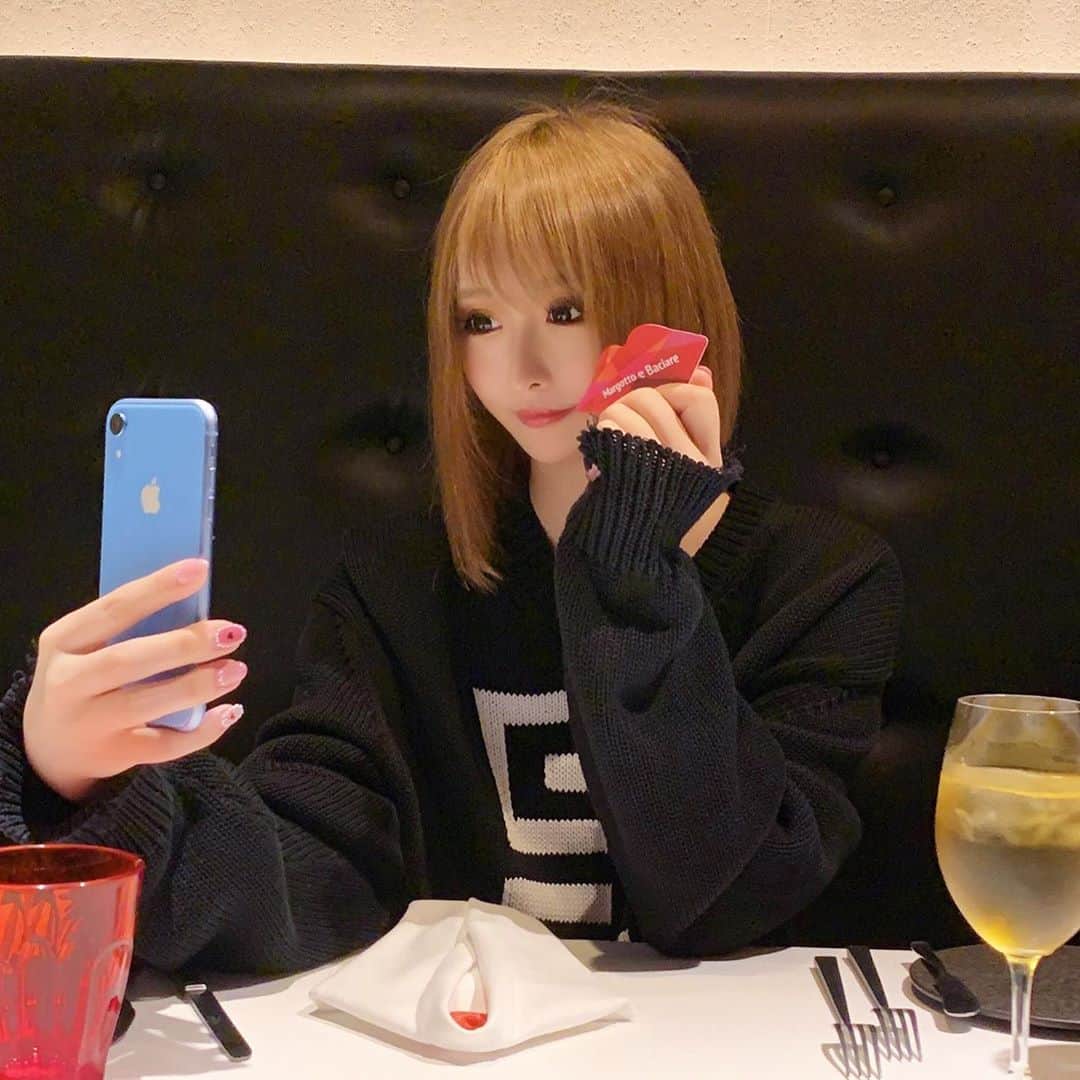 黒宮ちはやのグルメインスタ