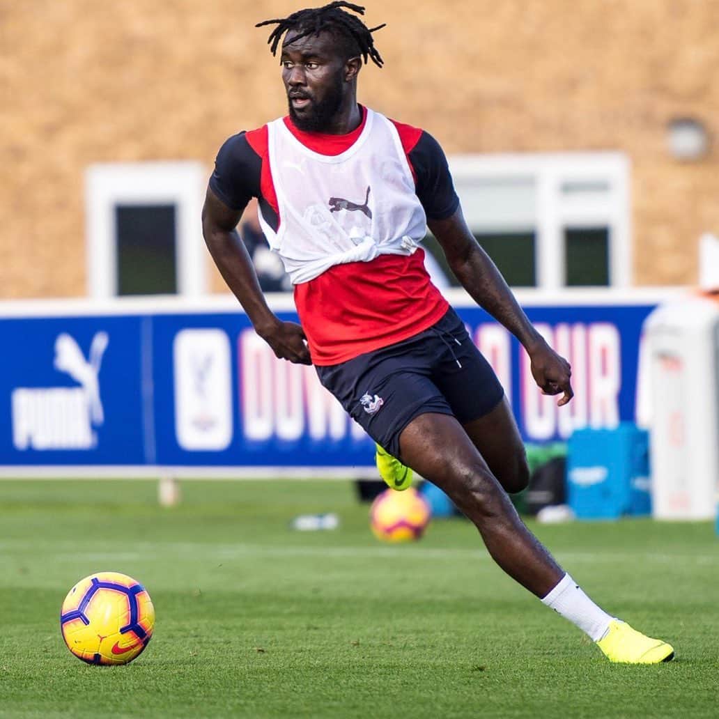パペ・スアレのインスタグラム：「They said it’s not possible... Let’s see .. God is Great 🙏🏿 #believeitornot #PS27」