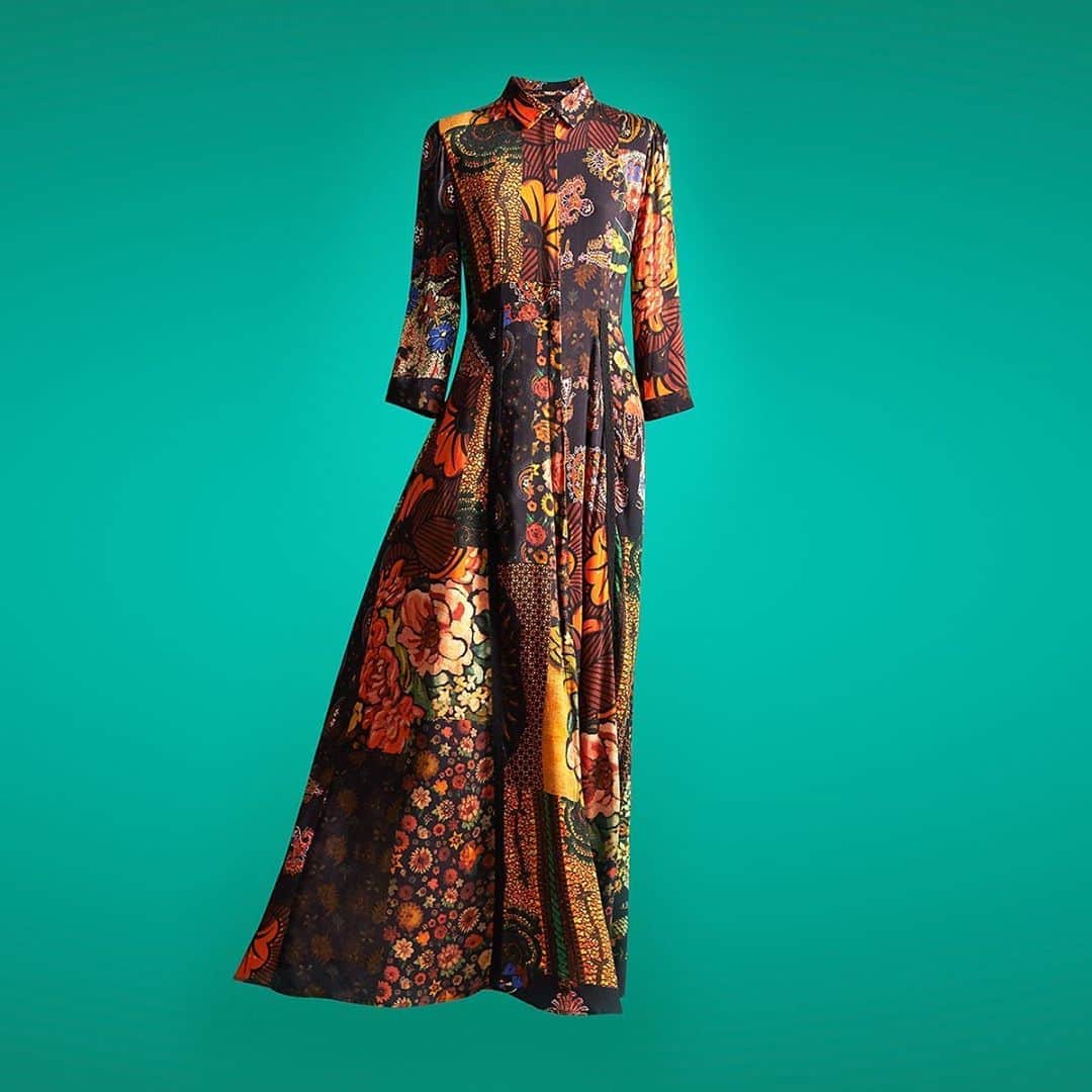 デシグアルのインスタグラム：「The shirt #dress that mixes French chic and the gipsy-boho spirit. Floral prints, colors and details. A very flattering pattern and a drapey fabric.」