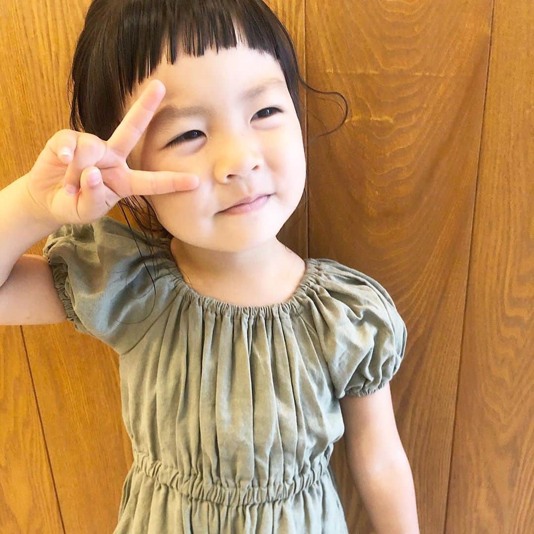 Miki Kajiwaraのインスタグラム：「可愛いいとちゃん♡♡ . 可愛すぎて写真選べず。。。笑 . いとちゃんの大熱唱の歌声は忘れられないな、、、♡笑 . SAYAからもらったチンアナゴあんなに喜んでくれて嬉しかったなぁ♡」