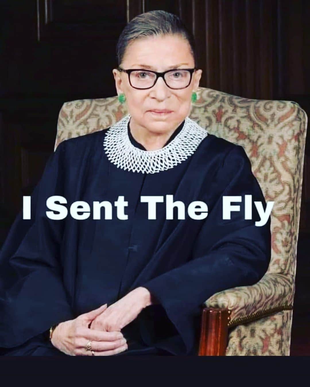 ジェニファー・エスポジートのインスタグラム：「#Thursday  #vote」