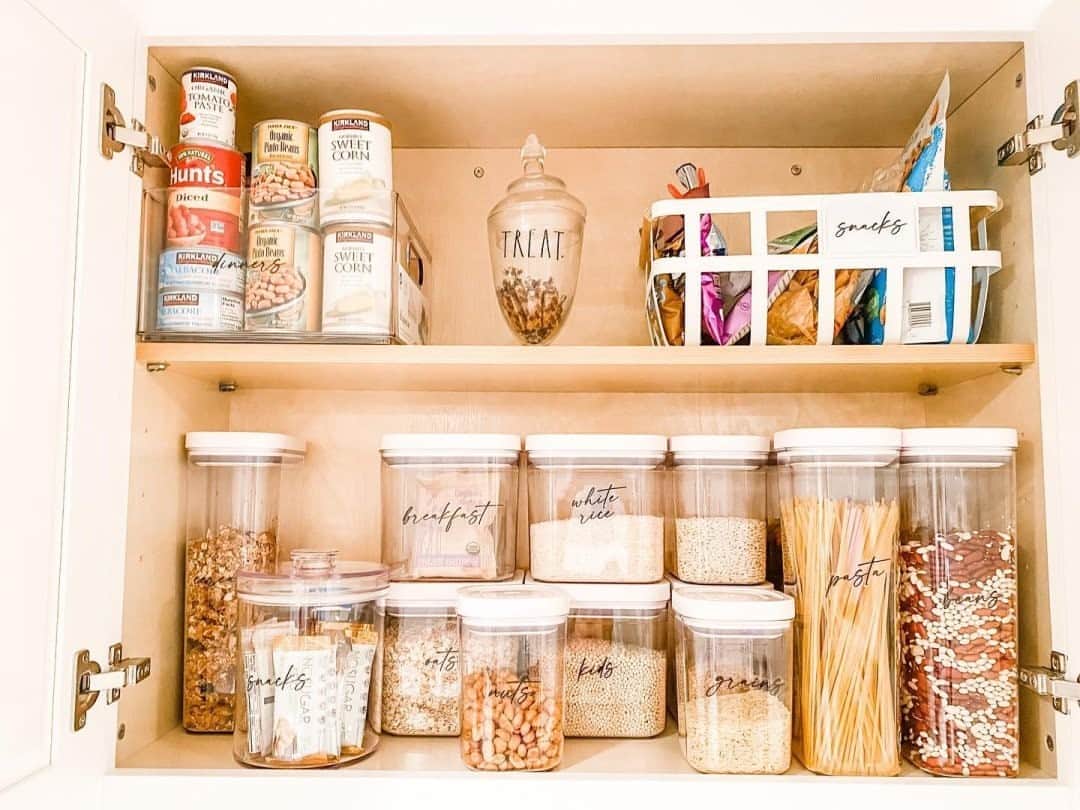 OXOさんのインスタグラム写真 - (OXOInstagram)「Do you use labels to organize your pantry? Here’s a little inspiration from @miss.clutter.」10月9日 4時09分 - oxo
