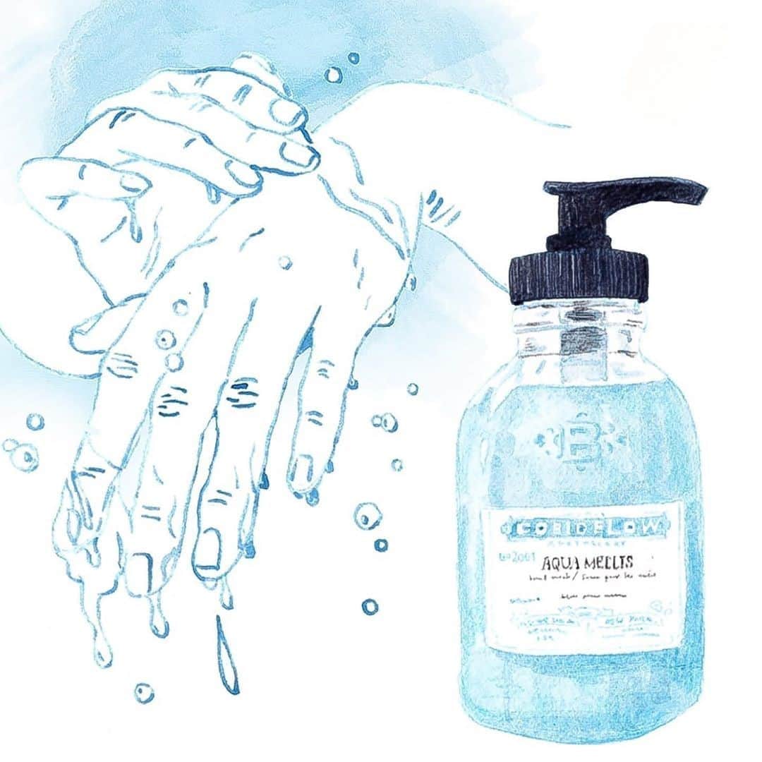 C.O. Bigelowさんのインスタグラム写真 - (C.O. BigelowInstagram)「Hand care should always start with excellent cleansing 💦 and end with soft & smooth hands! 🙌 💙⁠ Our rich-lathering Iconic Aqua Mellis Hand Wash is made with a moisture-replenishing formula that will leave behind a subtle and fresh scent of honey water and melon. 🍯 ✨🍈 ⁠ ⁠  ✏️ @deanaizawa⁠ ⁠ ⁠」10月8日 23時20分 - cobigelow