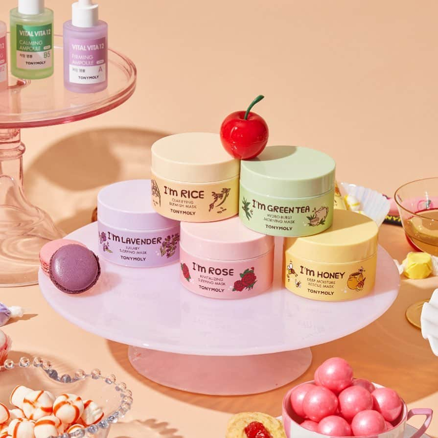 TONYMOLY USA Officialさんのインスタグラム写真 - (TONYMOLY USA OfficialInstagram)「Have all your favorite masks AND the cherry lip balm on top 🥰💕 Available on @ultabeauty & tonymoly.us #TONYMOLYnMe #xoxoTM」10月9日 1時08分 - tonymoly.us_official