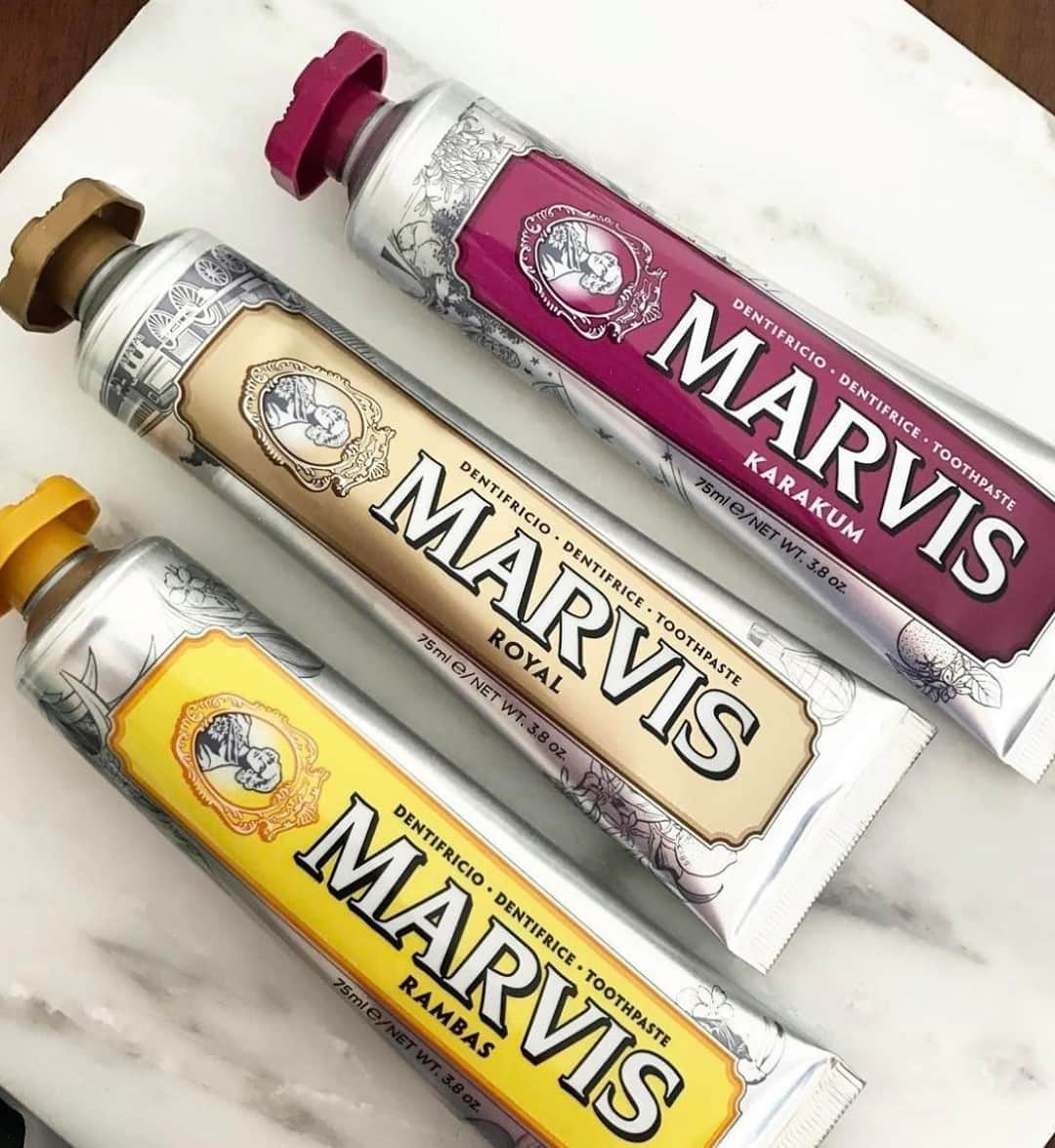 Marvis par AEGIS-Pharmaさんのインスタグラム写真 - (Marvis par AEGIS-PharmaInstagram)「Quel est votre dentifrice Wonders préféré ?  💜Karakum  💛Rambas  💕Royal ? . . . @marvis_usa  #marvis #dentifrice #toothpaste #luxe #illustration #creation #creativite #artwork #inspiration #artiste #design #aegis #dentifrice #pharmacie #conceptstore #aegispharma #aegisapothecary #distributeur #produitsdexception #exception」10月9日 1時31分 - marvis.france