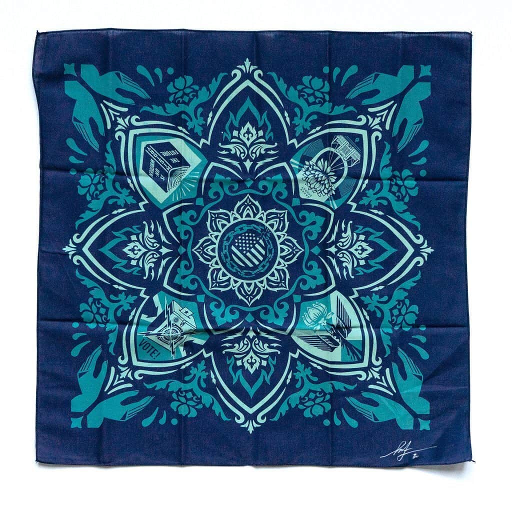 Shepard Faireyのインスタグラム：「You can now get your hands on SIGNED, pro-democracy bandanas by me and several other #ArtistsBandTogether artists! I'm excited to announce that the ABT Signed bandana set is available for a limited time from now until November 1st through @ebay for Charity. 100% of proceeds go to @risefreeorg, @conmijente and @wokevote!  This set includes signed bandanas by:  • Marilyn Minter / @marilynminter • Rirkrit Tiravanija • Shepard Fairey / @obeygiant • Merritt Johnson / @me.rritt • Umar Rashid / @frohawktwofeathers • Xavier Schipani / @xavierschipani • Victoria Cassinova / @vcassinova • Hank Willis Thomas / @hankwillisthomas • Christina Quarles / @cequarles This set is the ONLY signed version that will be available through Artists Band Together.  With #ElectionDay only 26 days away, please consider supporting NOW! Let’s band together to get out the vote. Support through @ebay for Charity, link in my bio. Thanks for caring! -Shepard」