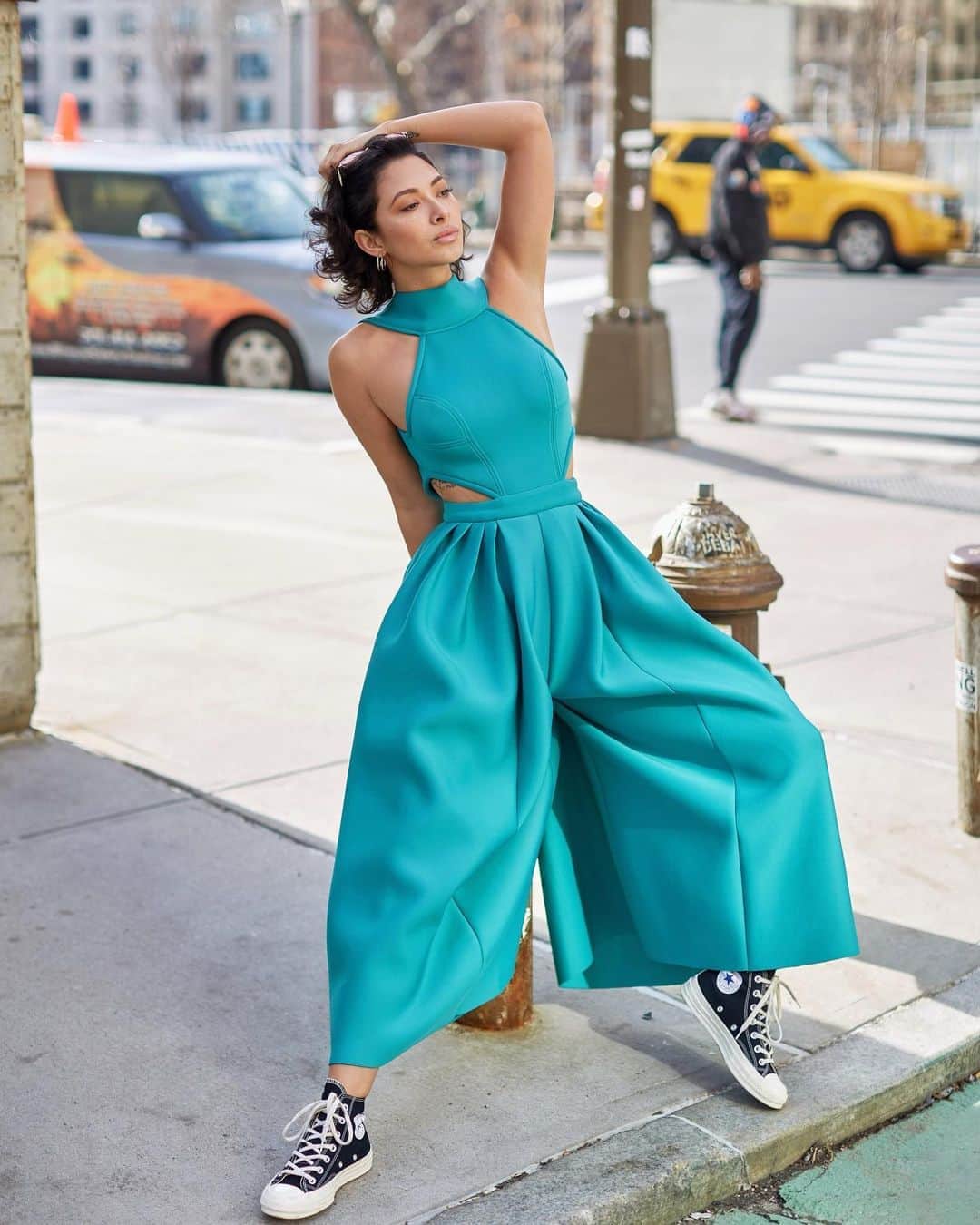 ジョーディン・テイラーのインスタグラム：「Making like a New York Pigeon and giving you too much confidence 🐦」