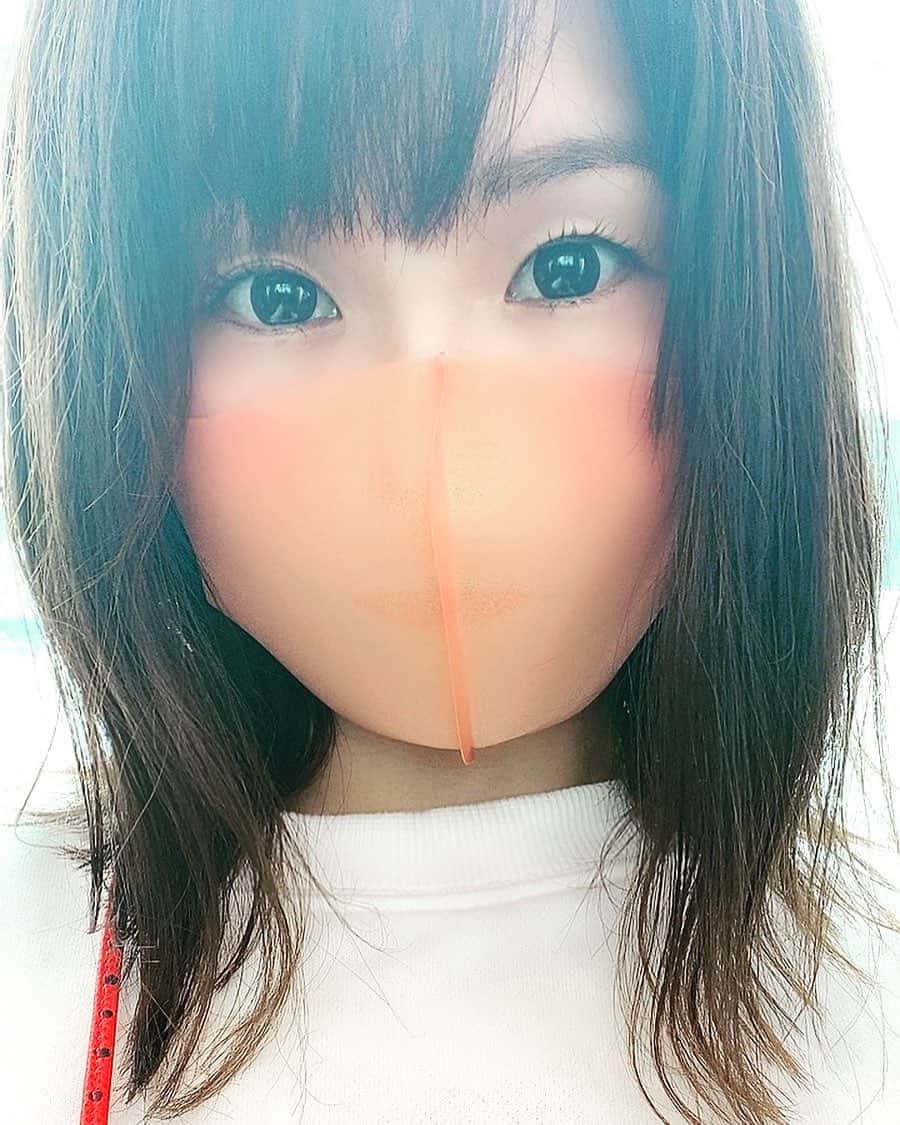 のインスタグラム：「行ってきまーす🙋‍♀️💕」