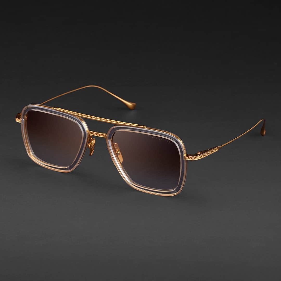 ディタのインスタグラム：「Flight.006’s striking navigator frame is an homage to the bravery of fighter pilots. Available now in an updated crystal clear acetate and yellow gold titanium for DITA’s FW20 collection.  #DITA #DITAeyewear #Flight006 #DITAsunglasses」