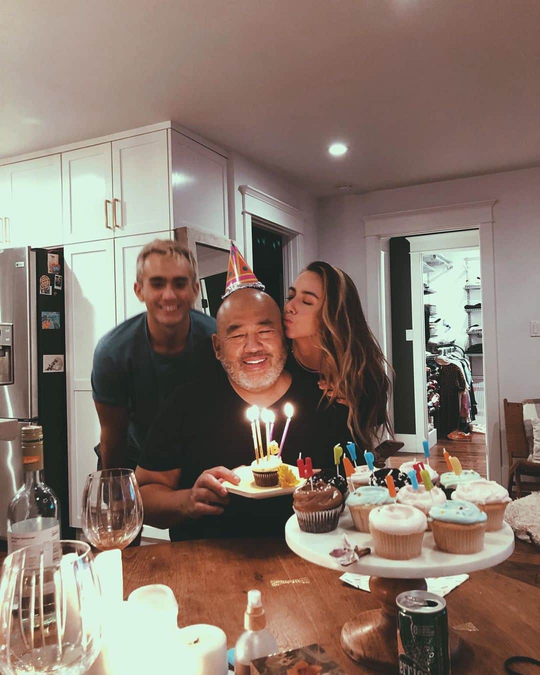 クロエ・ベネットのインスタグラム：「Happy 60th birthday to my dad. I love you so much.」
