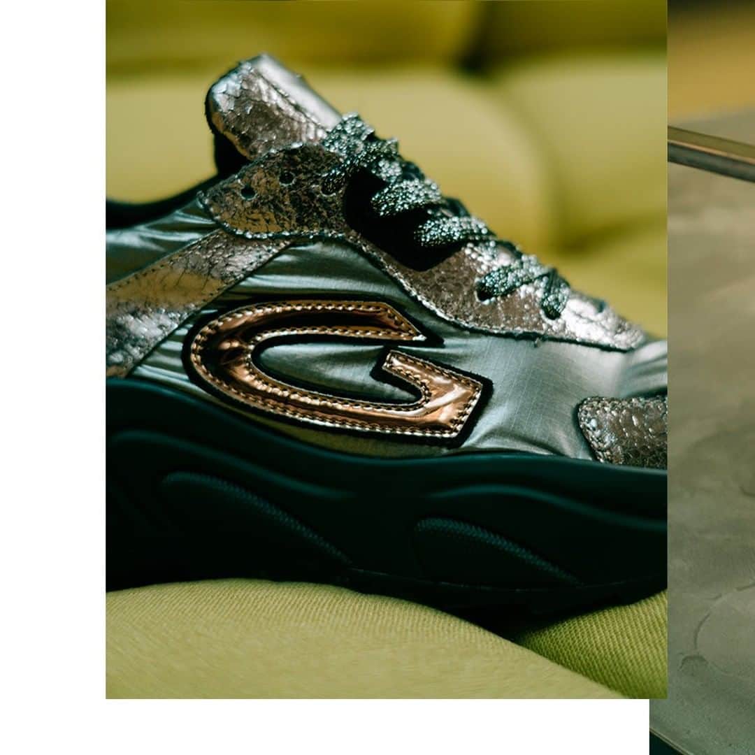 アルベルトガルディアーニのインスタグラム：「Unique comfort for your steps. #Guardiani」
