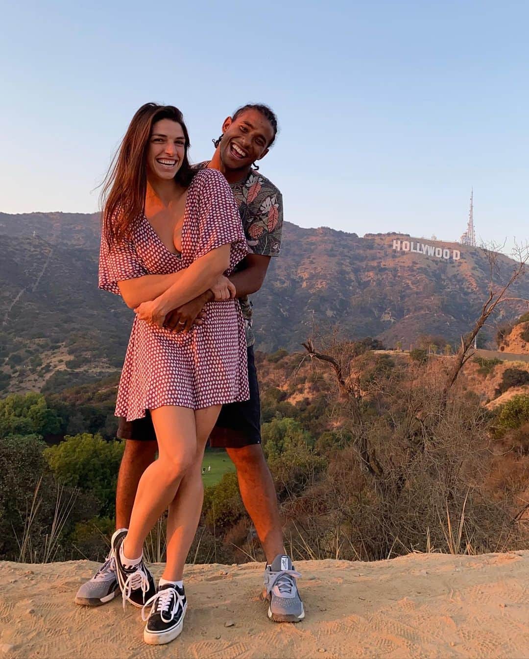 マッケンジー・ダーンのインスタグラム：「Always fun in Hollywood! Especially with my Love!  • • Sempre divertido aqui em Hollywood, especialmente com meu amor!!  @santoswesley」
