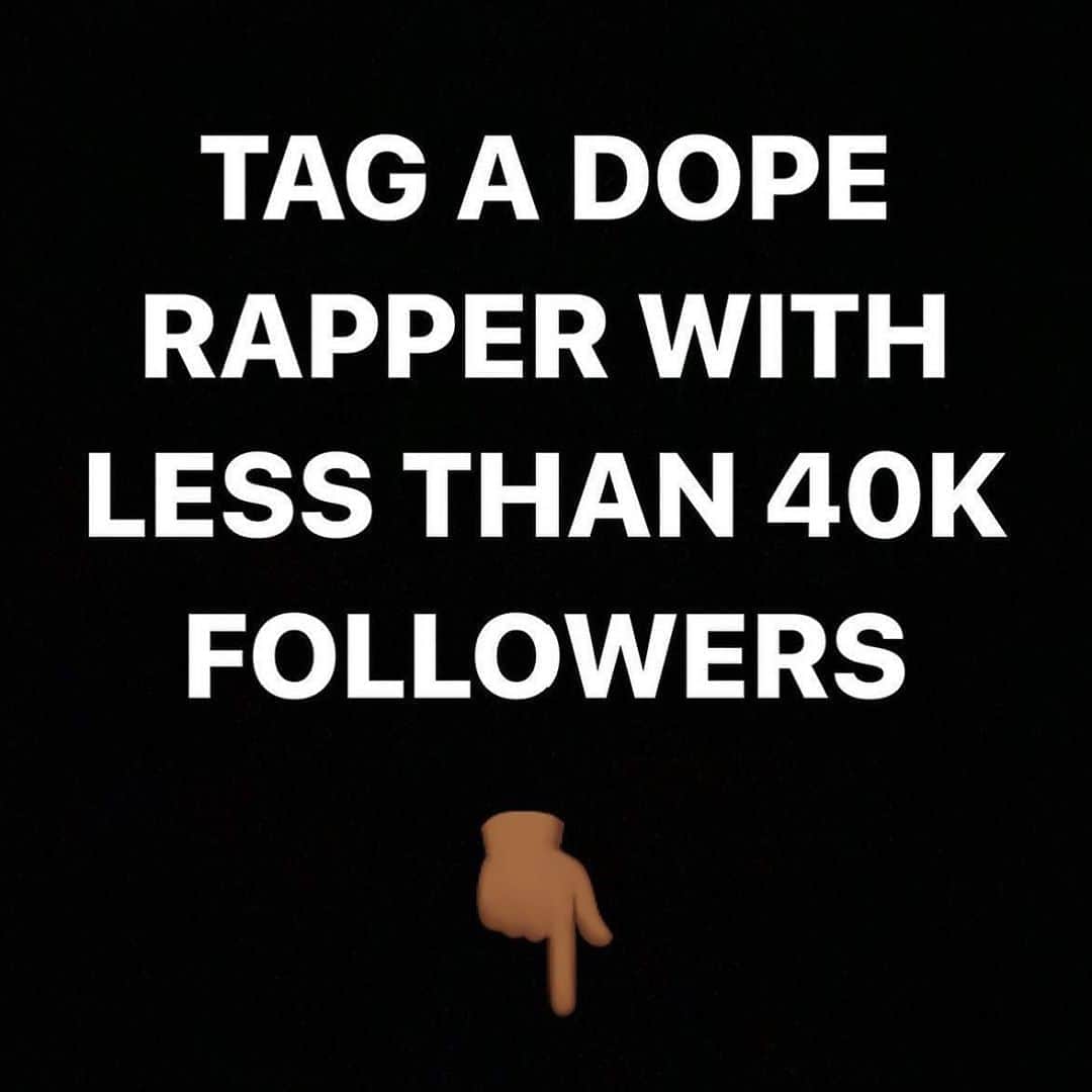 ゲームのインスタグラム：「TAG AN ARTIST WHO WORKING, DM ME NOW !!!」